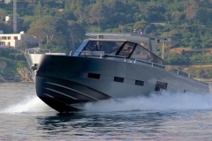 med-yacht-52-800X535-70-percent